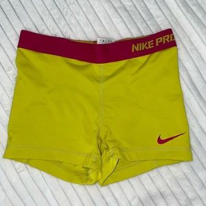 NIKE PROS